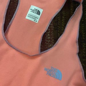 Women NF active wear